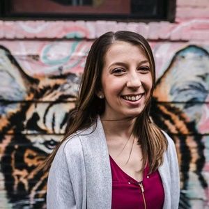 Meet your Posher, Jennifer